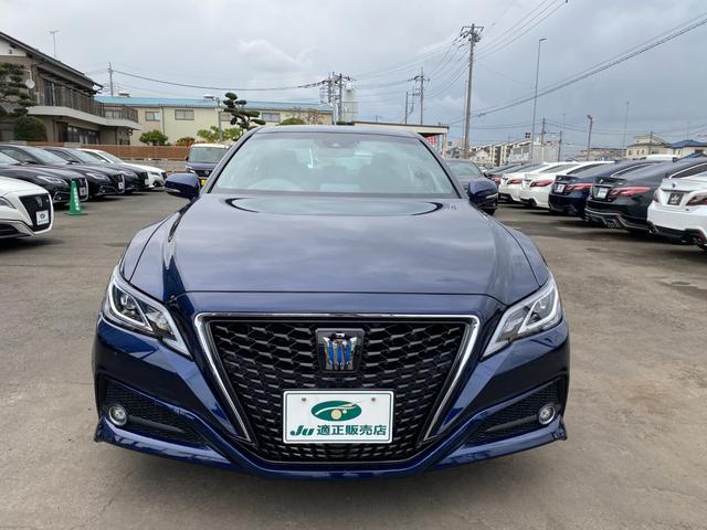 クラウンハイブリッド Ｓ　Ｃパッケージ　メーカーナビＴＶ　ハンドル／シートヒーター　ＨＵＤ　ＢＳＭ　ＥＴＣ　クルコン　　ＴＳＳ　クリアラスソナー　ＬＥＤライト　フォグ　バックカメラ　純正アルミ（3枚目）