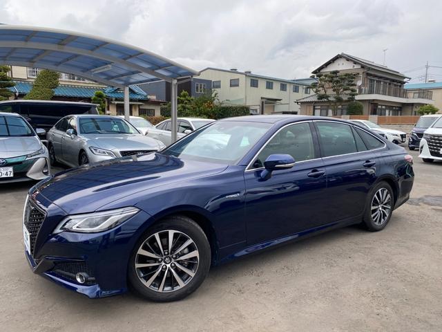 クラウンハイブリッド Ｓ　Ｃパッケージ　メーカーナビＴＶ　ハンドル／シートヒーター　ＨＵＤ　ＢＳＭ　ＥＴＣ　クルコン　　ＴＳＳ　クリアラスソナー　ＬＥＤライト　フォグ　バックカメラ　純正アルミ（9枚目）