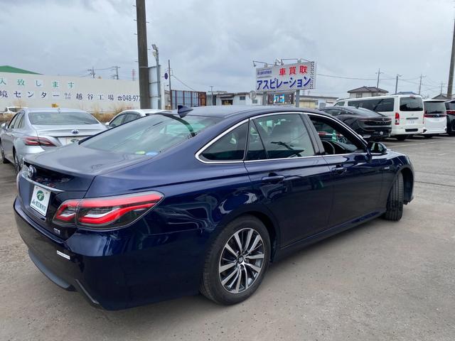 クラウンハイブリッド Ｓ　Ｃパッケージ　メーカーナビＴＶ　ハンドル／シートヒーター　ＨＵＤ　ＢＳＭ　ＥＴＣ　クルコン　　ＴＳＳ　クリアラスソナー　ＬＥＤライト　フォグ　バックカメラ　純正アルミ（10枚目）