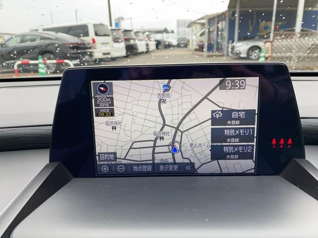 クラウンハイブリッド Ｓ　Ｃパッケージ　メーカーナビＴＶ　ハンドル／シートヒーター　ＨＵＤ　ＢＳＭ　ＥＴＣ　クルコン　　ＴＳＳ　クリアラスソナー　ＬＥＤライト　フォグ　バックカメラ　純正アルミ（22枚目）