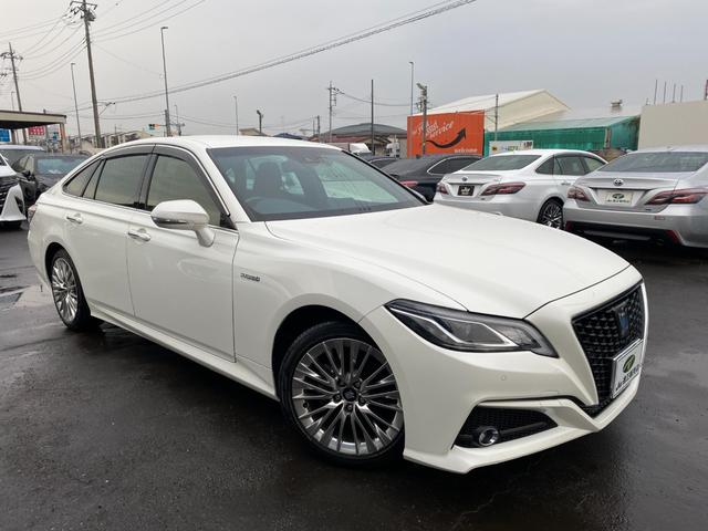 クラウンハイブリッド 　ハーフレザーシート　ＢＳＭ　メーカーナビＴＶ　ＥＴＣ　クルコン　ブルートゥース　ＴＳＳ　クリアラスソナー　ＬＥＤライト　フォグ　バックカメラ　純正１８インチアルミ（7枚目）