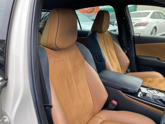 クラウンハイブリッド 　ハーフレザーシート　ＢＳＭ　メーカーナビＴＶ　ＥＴＣ　クルコン　ブルートゥース　ＴＳＳ　クリアラスソナー　ＬＥＤライト　フォグ　バックカメラ　純正１８インチアルミ（24枚目）