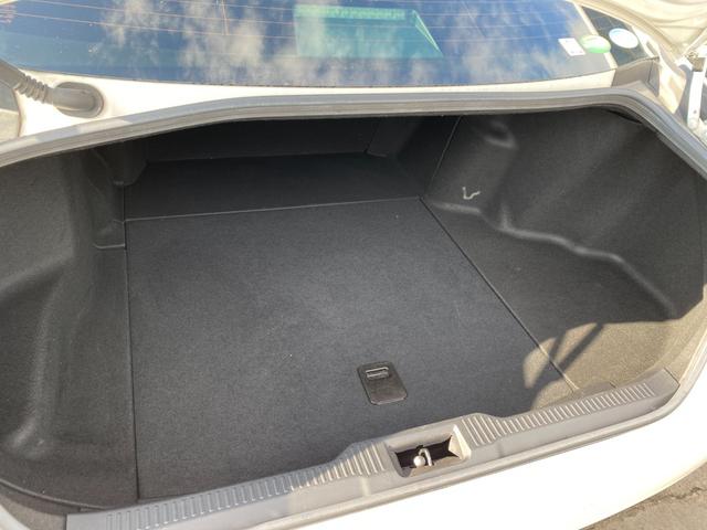 トランクスペースも広々です！！