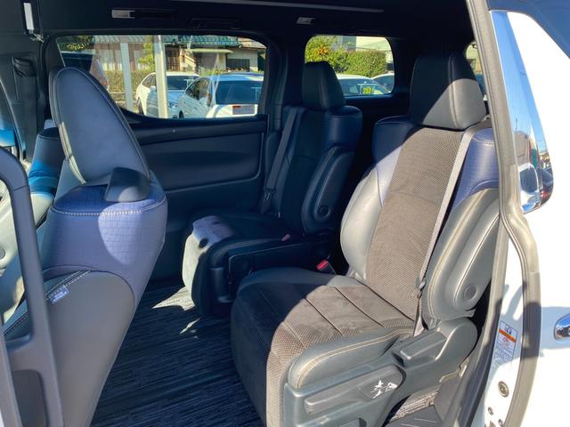 ヴェルファイア ２．５Ｚ　Ａエディション　ゴールデンアイズ　アルパインナビ　フリップダウンモニター　ハーフレザーシート　コンビハンドル　クルコン　パワーバックドア　両側パワースライドドア　クリアラスソナー　ＬＥＤライト　フォグバックカメラ　純正１８インチアルミ（15枚目）