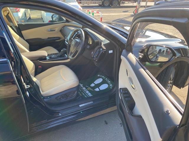 クラウンハイブリッド Ｇ　全方向カメラ　３眼ＬＥＤライト　フォグ　メーカーナビＴＶ　ＨＵＤ　ＢＳＭ　ＥＴＣ　クルコン　メモリーシート　ハンドル／シートヒーター　ＴＳＳ　クリアラスソナー　純正アルミ（18枚目）