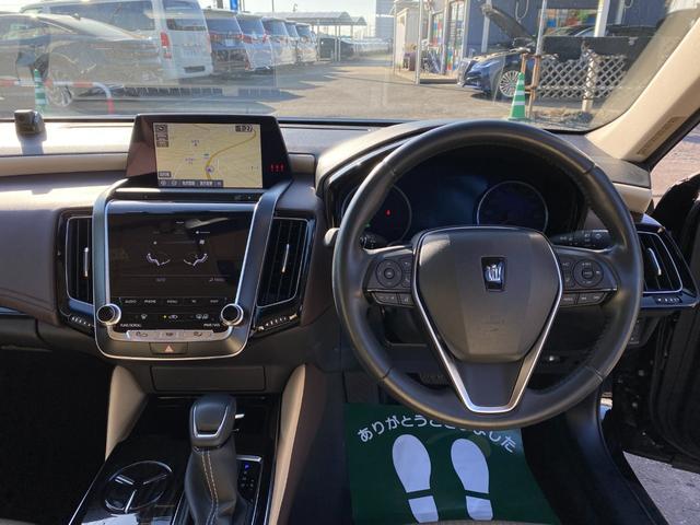 クラウンハイブリッド Ｇ　全方向カメラ　３眼ＬＥＤライト　フォグ　メーカーナビＴＶ　ＨＵＤ　ＢＳＭ　ＥＴＣ　クルコン　メモリーシート　ハンドル／シートヒーター　ＴＳＳ　クリアラスソナー　純正アルミ（19枚目）