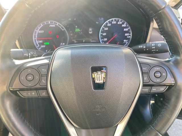 クラウンハイブリッド Ｇ　全方向カメラ　３眼ＬＥＤライト　フォグ　メーカーナビＴＶ　ＨＵＤ　ＢＳＭ　ＥＴＣ　クルコン　メモリーシート　ハンドル／シートヒーター　ＴＳＳ　クリアラスソナー　純正アルミ（20枚目）