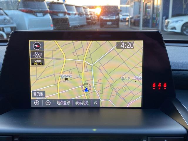 クラウンハイブリッド Ｇ　３眼ＬＥＤライト　メーカーナビＴＶ　ハンドル／シートヒーター　ＨＵＤ　ＢＳＭ　ＥＴＣ　クルコン　ＴＳＳ　クリアランスソナー　バックカメラ　純正アルミ（22枚目）