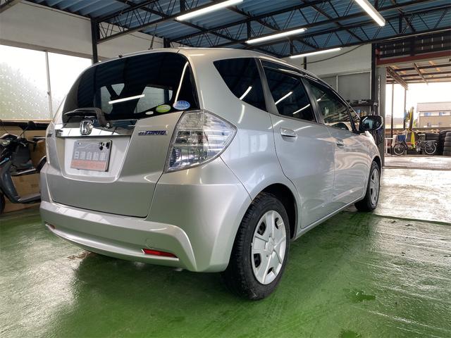 フィットハイブリッド ベースグレード（8枚目）