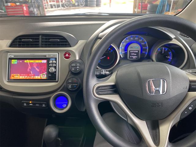 フィットハイブリッド ベースグレード（16枚目）