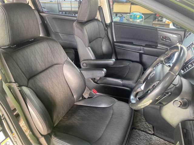 オデッセイ アブソルート(13枚目)