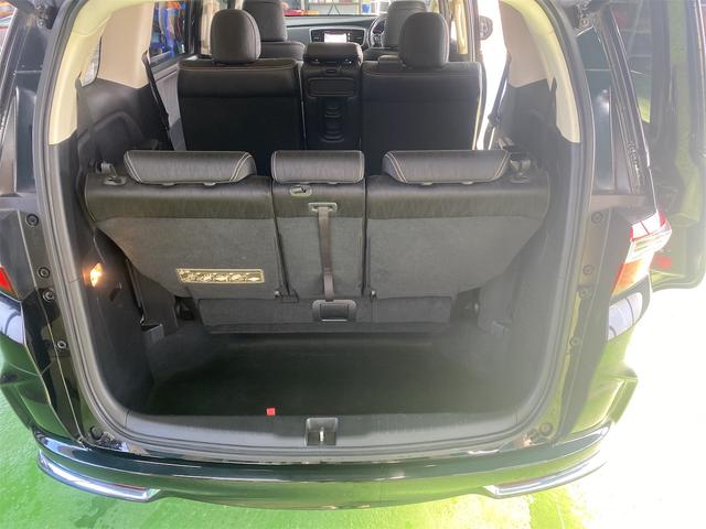 オデッセイ アブソルート(18枚目)