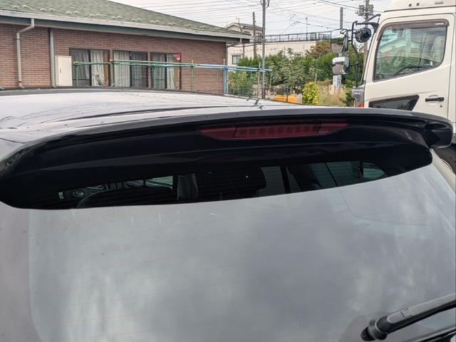 レガシィツーリングワゴン ２．５ＧＴアイサイトスポーツセレクション　１年走行無制限保証付　特別仕様車　ＳＴＩフレキシブルタワーバー　リアスポイラー　２４年製ＤＵＮＬＯＰ　ＤＩＲＥＺＺＡ　ＤＺ１０２　スペアキー　記録簿　運転席助手席カーテシライト　アイサイトＶｅｒ．２（11枚目）