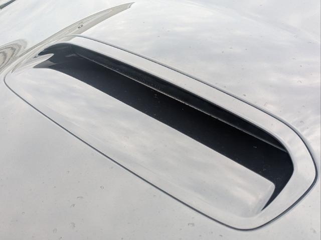 レガシィツーリングワゴン ２．５ＧＴアイサイトスポーツセレクション　１年走行無制限保証付　特別仕様車　ＳＴＩフレキシブルタワーバー　リアスポイラー　２４年製ＤＵＮＬＯＰ　ＤＩＲＥＺＺＡ　ＤＺ１０２　スペアキー　記録簿　運転席助手席カーテシライト　アイサイトＶｅｒ．２（16枚目）