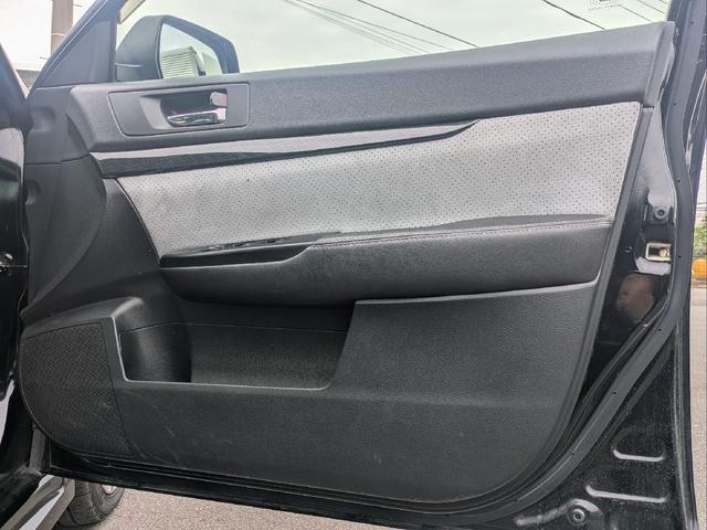 レガシィツーリングワゴン ２．５ＧＴアイサイトスポーツセレクション　１年走行無制限保証付　特別仕様車　ＳＴＩフレキシブルタワーバー　リアスポイラー　２４年製ＤＵＮＬＯＰ　ＤＩＲＥＺＺＡ　ＤＺ１０２　スペアキー　記録簿　運転席助手席カーテシライト　アイサイトＶｅｒ．２（52枚目）