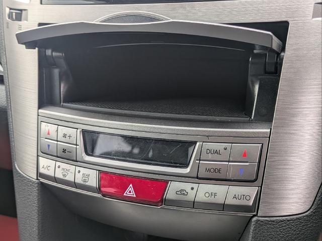 レガシィツーリングワゴン ２．５ＧＴアイサイトスポーツセレクション　１年走行無制限保証付　特別仕様車　ＳＴＩフレキシブルタワーバー　リアスポイラー　２４年製ＤＵＮＬＯＰ　ＤＩＲＥＺＺＡ　ＤＺ１０２　スペアキー　記録簿　運転席助手席カーテシライト　アイサイトＶｅｒ．２（65枚目）