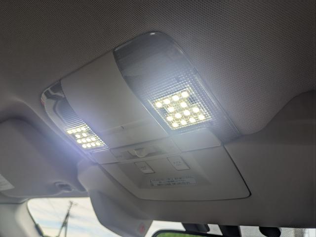 レガシィツーリングワゴン ２．５ＧＴアイサイトスポーツセレクション　１年走行無制限保証付　特別仕様車　ＳＴＩフレキシブルタワーバー　リアスポイラー　２４年製ＤＵＮＬＯＰ　ＤＩＲＥＺＺＡ　ＤＺ１０２　スペアキー　記録簿　運転席助手席カーテシライト　アイサイトＶｅｒ．２（74枚目）