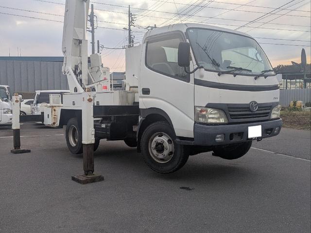 ダイナトラック 高所作業車 15m 電工仕様車 バケット積載荷重200kg 吊り上げ荷重490kg ウィンチ アウトリガー 上物アイチ製 6速MT車 走行距離7,000km台 バッテリー交換済 バックモニター 記録簿(11枚目)