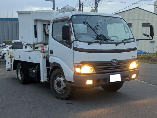 ダイナトラック 高所作業車 15m 電工仕様車 バケット積載荷重200kg 吊り上げ荷重490kg ウィンチ アウトリガー 上物アイチ製 6速MT車 走行距離7,000km台 バッテリー交換済 バックモニター 記録簿(18枚目)