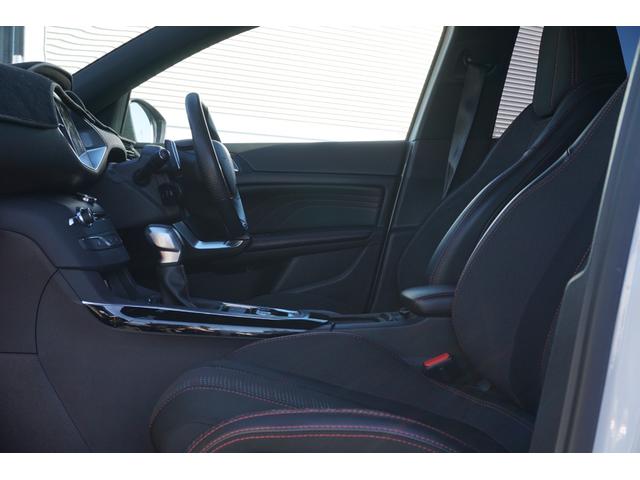 ３０８ ＧＴライン　全国対応２年走行無制限保証付　内外装クリーニング済　後期　前後左右３６０度撮影対応ドライブレコーダー　純正ナビ　フルセグＴＶ　バックカメラ　ハーフレザーシート　スマートキー　スペアキー　ターボ（20枚目）