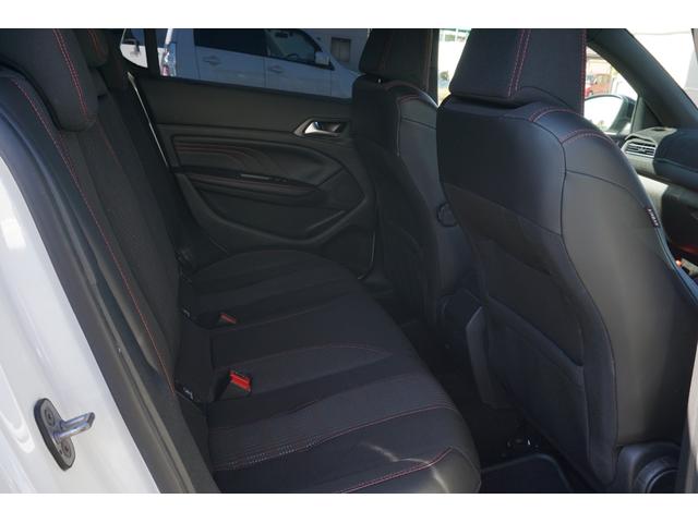 ３０８ ＧＴライン　全国対応２年走行無制限保証付　内外装クリーニング済　後期　前後左右３６０度撮影対応ドライブレコーダー　純正ナビ　フルセグＴＶ　バックカメラ　ハーフレザーシート　スマートキー　スペアキー　ターボ（23枚目）