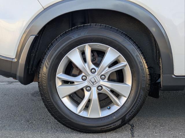 ヴェゼル ハイブリッドＸ　４ＷＤ　全国対応２４ヶ月走行無制限保証付　ハイブリッド機構保証付　２年車検付　ルーフキャリア　ルーフボックス　ナビ　ＴＶ　シートヒーター　バックカメラ　ブリジストンエコピア　ＥＴＣ　雹害車（17枚目）