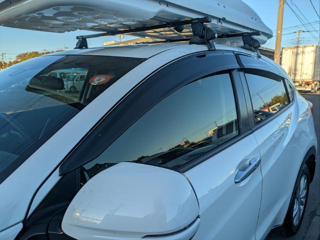 ヴェゼル ハイブリッドＸ　４ＷＤ　全国対応２４ヶ月走行無制限保証付　ハイブリッド機構保証付　２年車検付　ルーフキャリア　ルーフボックス　ナビ　ＴＶ　シートヒーター　バックカメラ　ブリジストンエコピア　ＥＴＣ　雹害車（67枚目）