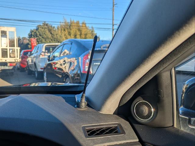 レジェンド ハイブリッド EX コムテックドラレコ360度全方位+リヤカメラ搭載 スマートキー+Honda Accessキー BRIDGESTONE REGNO ETC2.0 フロント&リア置くだけ充電 黒本革シート KRELL(65枚目)