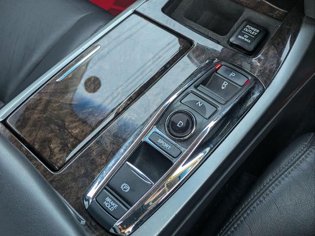 レジェンド ハイブリッド EX コムテックドラレコ360度全方位+リヤカメラ搭載 スマートキー+Honda Accessキー BRIDGESTONE REGNO ETC2.0 フロント&リア置くだけ充電 黒本革シート KRELL(66枚目)