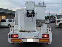 高所作業車 15m 電工仕様車 バケット積載荷重200kg 吊り上げ荷重490kg ウィンチ アウトリガー 上物アイチ製 6速MT車 走行距離7,000km台 バッテリー交換済 バックモニター 記録簿(16枚目)