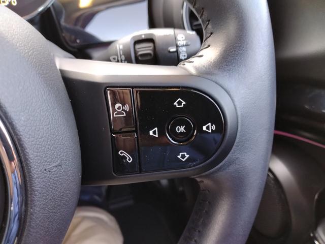 MINI クーパー クラシック・トリム 12ヵ月走行無制限保証 雹害車 Apple CarPlay コーナーセンサー 電動格納ミラー オートライト スマートキー オートエアコン ドラレコ ETC USB リヤビューカメラ Pアシスト(14枚目)