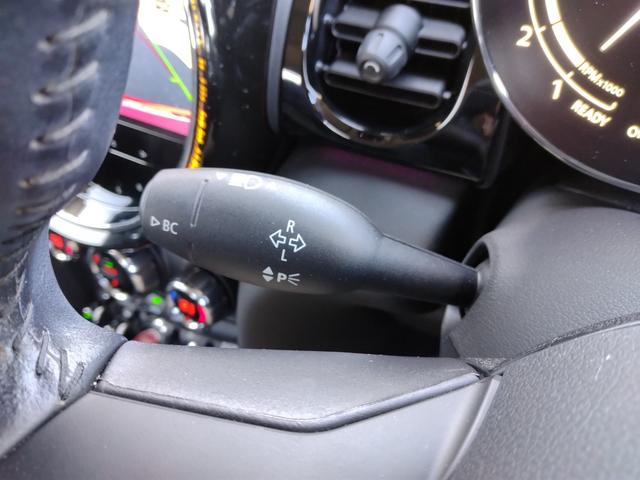 MINI クーパー クラシック・トリム 12ヵ月走行無制限保証 雹害車 Apple CarPlay コーナーセンサー 電動格納ミラー オートライト スマートキー オートエアコン ドラレコ ETC USB リヤビューカメラ Pアシスト(42枚目)