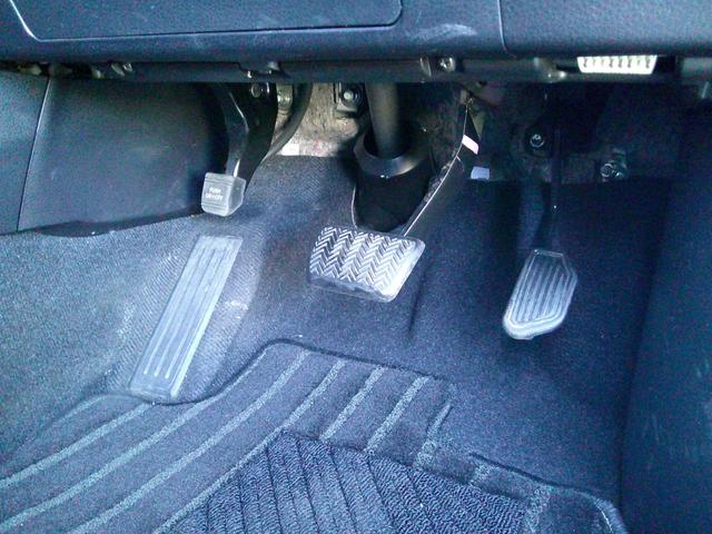 ハリアー プレミアム　４ＷＤ　ドライブレコーダー　オートクルーズコントロール　レーンアシスト　パワーシート　ナビ　ＴＶ　オートマチックハイビーム　オートライト　ＬＥＤヘッドランプ　電動リアゲート　アルミホイール（45枚目）