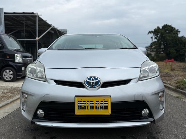 プリウス Ｇ　☆運転席パワーシート☆ナビ☆ＤＴＶ．ＤＶＤ．ＣＤ．Ｂｌｕｅｔｏｏｔｈ☆ＥＴＣ☆バックカメラ☆ドラレコ☆純正アルミ☆革巻きハンドル☆キーレス☆スマートキー☆自動防眩ミラー☆オートワイパー☆クルコン（2枚目）