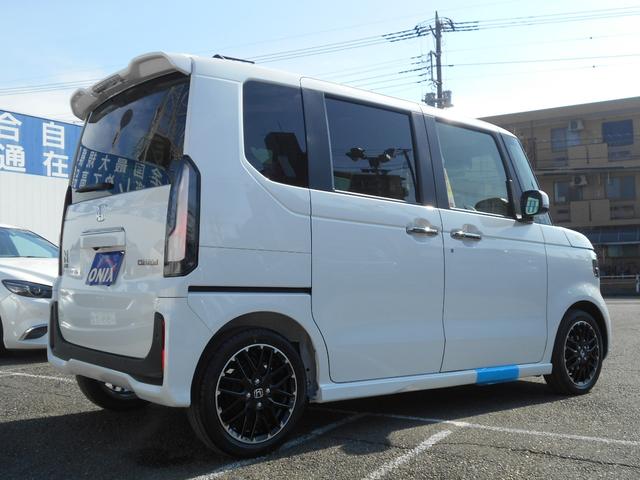 ターボコーディネートスタイル　届出済未使用車　全国新車メーカー保証　両側パワースライドドア　ホンダセンシング　ＬＥＤヘッドライト　シートヒーター　１５インチアルミ　バックカメラ　パドルシフト　電子パーキング　特別塗装色(21枚目)