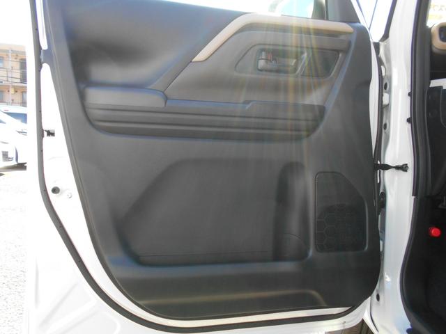 スペーシア ハイブリッドＸ　届出済未使用車　セーフティプラスパッケージ　　電動パーキング　アダクティブクルーズコントロール　車線維持支援機能　スリムサーキュレーター　ＬＥＤヘッドライト　マルチユースフラップ　全国新車メーカー保証（17枚目）