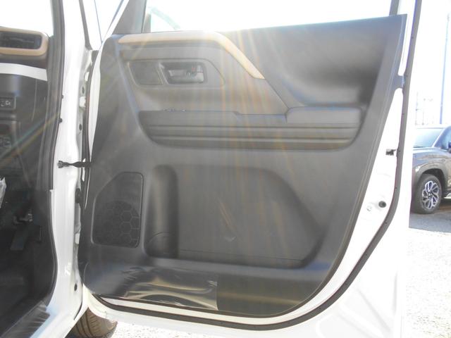 スペーシア ハイブリッドＸ　届出済未使用車　セーフティプラスパッケージ　　電動パーキング　アダクティブクルーズコントロール　車線維持支援機能　スリムサーキュレーター　ＬＥＤヘッドライト　マルチユースフラップ　全国新車メーカー保証（18枚目）