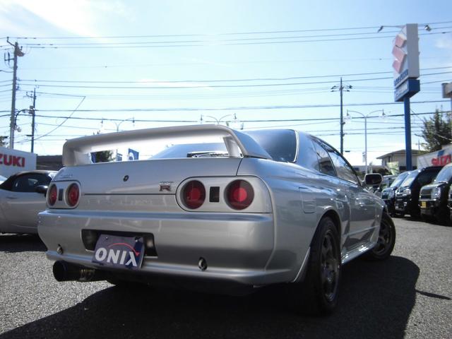 GT-R ワンオーナー 中期型 整備点検記録あり ニスモタイベル TEIN車高調 HKS車検対応マフラー ETC 禁煙車 スパークシルバーメタリック 純正アルミ クイックシフト(9枚目)