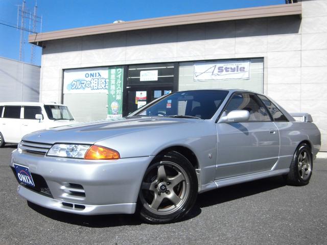 GT-R ワンオーナー 中期型 整備点検記録あり ニスモタイベル TEIN車高調 HKS車検対応マフラー ETC 禁煙車 スパークシルバーメタリック 純正アルミ クイックシフト(10枚目)