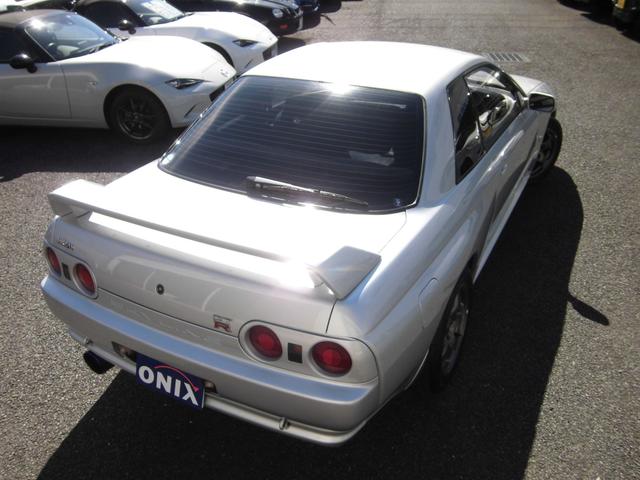 GT-R ワンオーナー 中期型 整備点検記録あり ニスモタイベル TEIN車高調 HKS車検対応マフラー ETC 禁煙車 スパークシルバーメタリック 純正アルミ クイックシフト(13枚目)