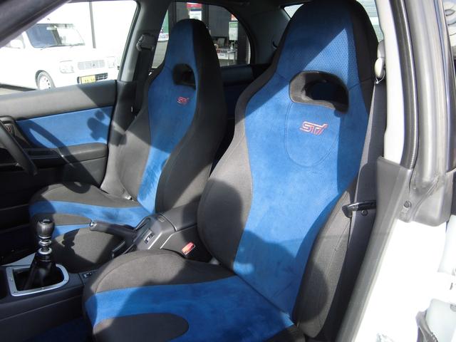 WRX STi C型涙目 EJ20 6MT 17インチAW ディスチャージヘッドライト フォグ 大型リヤスポ キーレス ETC(17枚目)