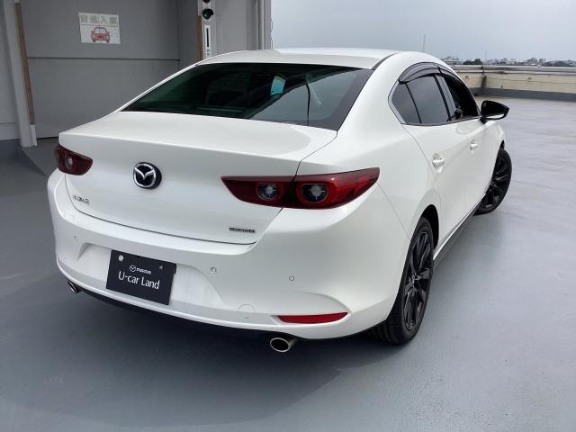 マツダ ＭＡＺＤＡ３セダン