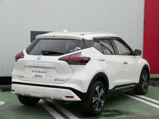 キックス 1.2 X (e-POWER) ワンオ-ナ-車 パワーステアリング ナビ 整備記録簿有 メモリーナビ アルミ AAC パワーウィンドウ ABS エアバッグ(3枚目)