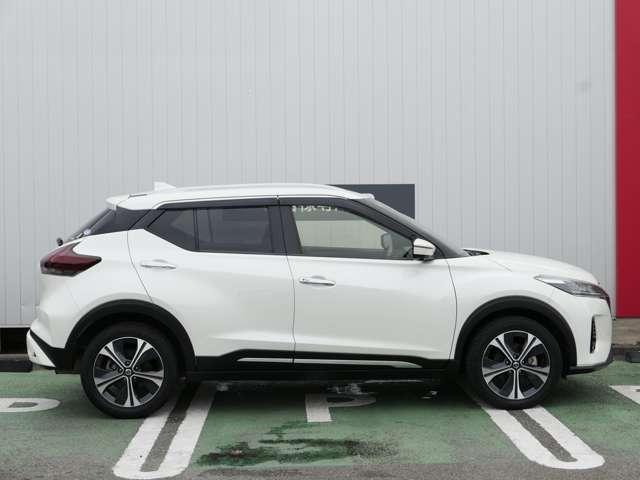 キックス 1.2 X (e-POWER) ワンオ-ナ-車 パワーステアリング ナビ 整備記録簿有 メモリーナビ アルミ AAC パワーウィンドウ ABS エアバッグ(8枚目)