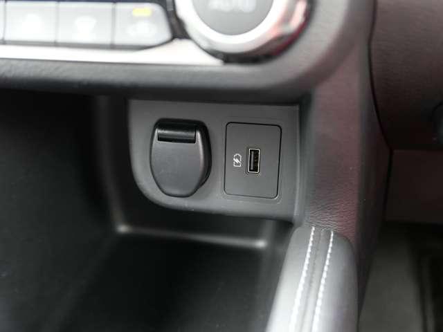 キックス 1.2 X (e-POWER) ワンオ-ナ-車 パワーステアリング ナビ 整備記録簿有 メモリーナビ アルミ AAC パワーウィンドウ ABS エアバッグ(18枚目)