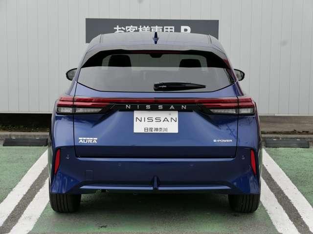 オーラ １．２　Ｇ　自動（被害軽減）ブレーキ　試乗車アップ　ＬＫＡ　サイドカメラ　カーテンエアバッグ　イモビライザー　アルミホイール　パワーウィンドウ　フルオートエアコン　キーレスエントリー　バックモニター　エアバッグ（7枚目）