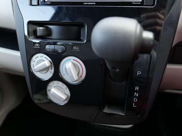 ｅＫワゴン ６６０　Ｅ　ＷＡＢ　ＰＳ　ＰＷ　キーレスキー　ＡＢＳ　ＡＣ　寒冷地仕様　エアバック（18枚目）