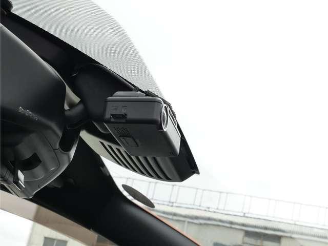 ノート 1.2 e-POWER X ブラックアロー 障害物ソナー 車線逸脱 アクティブクルーズコントロール キーレス Wエアバッグ アルミ パワーウインドウ オートエアコン アイドリングストップ エアバッグ ABS 盗難防止装置(20枚目)