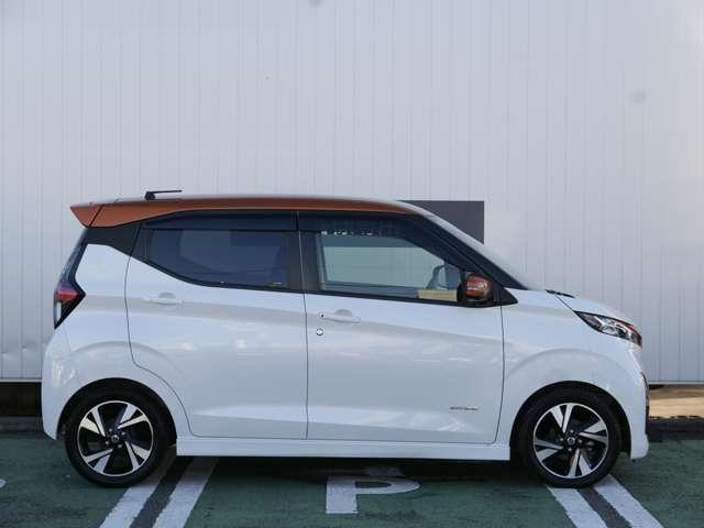 デイズ 660 ハイウェイスターGターボ 車線逸脱 記録簿 エアバック キーフリー バックカメラ パワーステアリング フルオートエアコン パワーウィンドウ ABS アルミホイール カーテンエアバッグ アイドルストップ イモビ(8枚目)