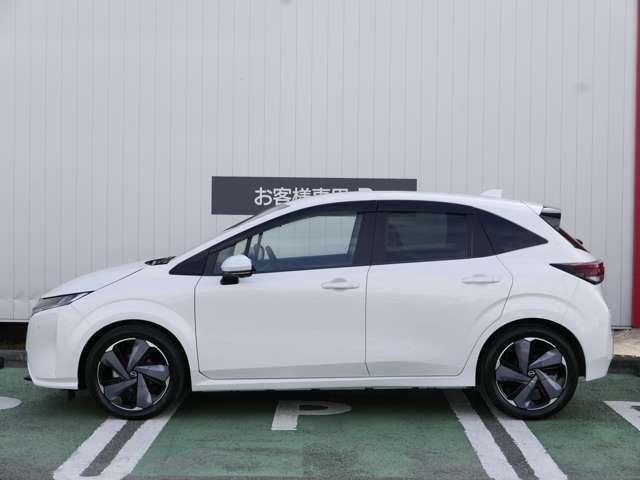 オーラ 1.2 G レザーエディション 追突防止 車線逸脱警報装置 盗難防止 記録簿 バックモニター AW キーレスエントリー オートエアコン ABS パワーウィンドウ ISS サイドカメラ パワステ Wエアバック カーテンエアバック(7枚目)